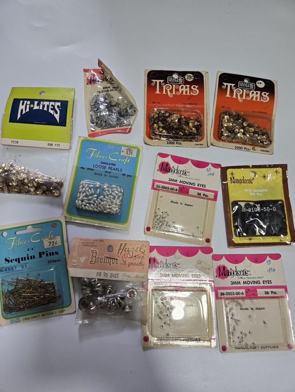 Lot Of Vintage Sewing Notions Sequins Pins Moving Eyes 50s 60s Retro Deadstock